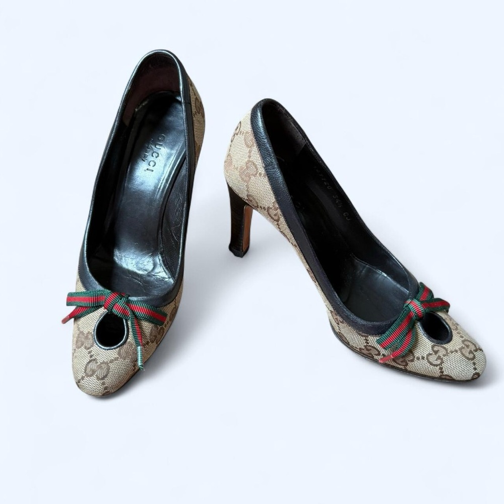 Vintage Gucci Monogram Canvas Heels with Elegant Design